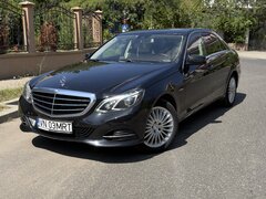 Mercedes-Benz E 220